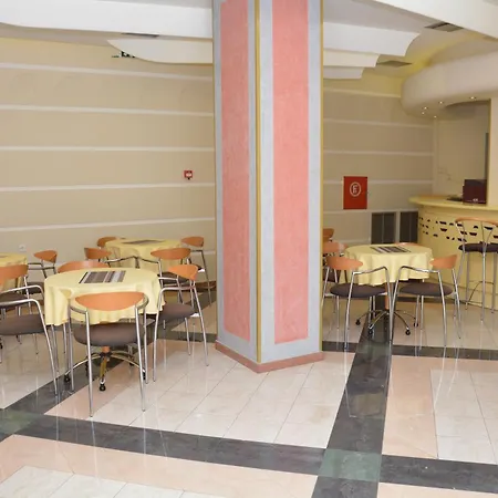 Scandinavia 3 Star 2*